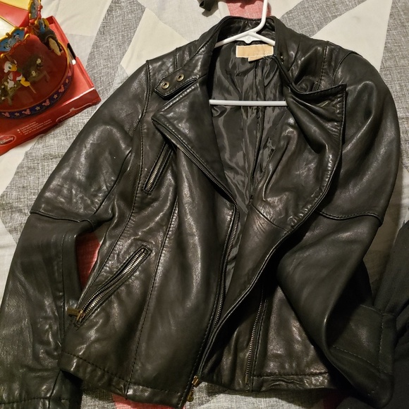 Jackets! - Picture 3 of 8